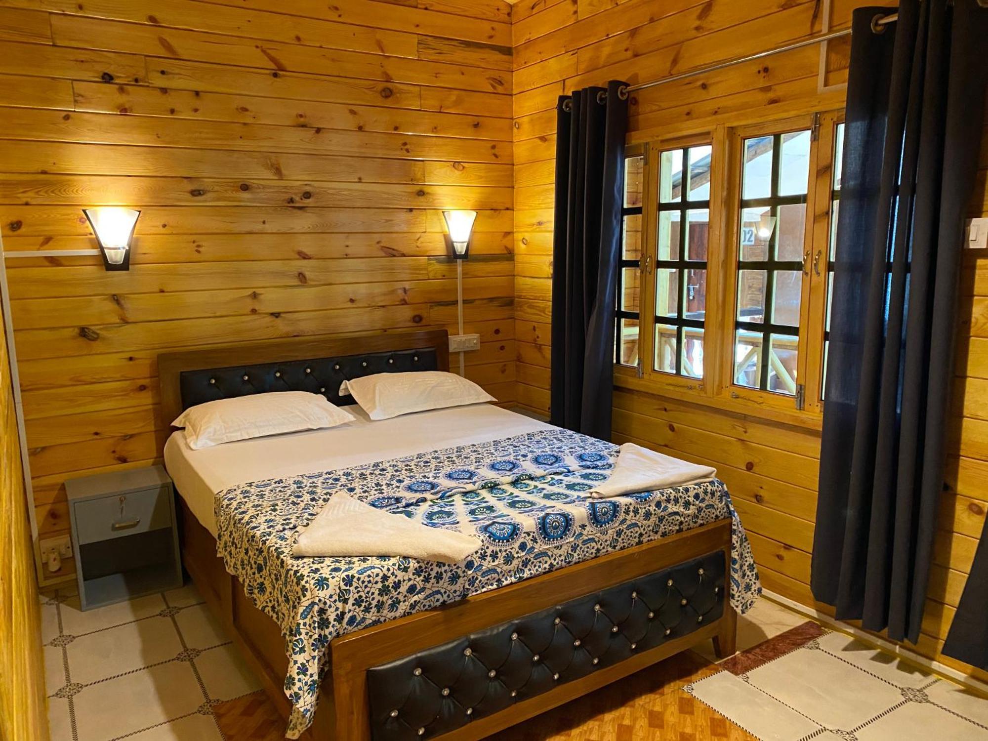 Chill Out Jasmine Restaurant Bar Rooms Palolem Bagian luar foto