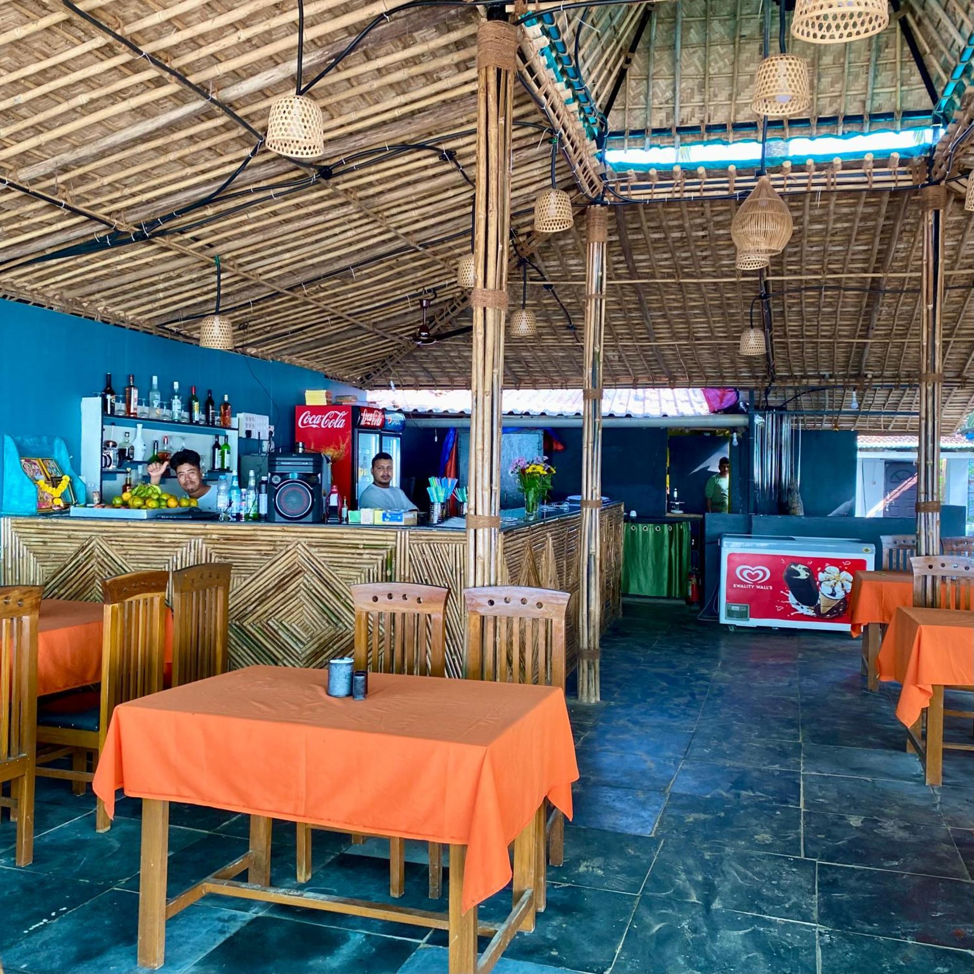 Chill Out Jasmine Restaurant Bar Rooms Palolem Bagian luar foto